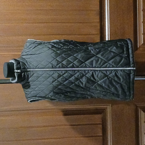 Free Country black and gray Sherpa-Fleece Lined Reversable Puffer Vest. Size L - Picture 1 of 7